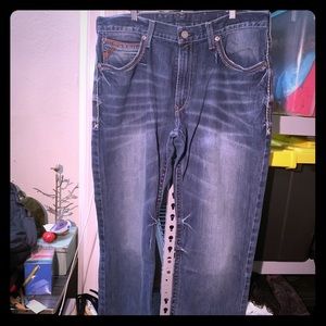 ~~~MENS ARIAT JEANS LIKE NEW~~~